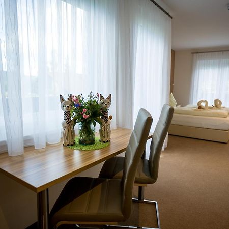Gaestehaus Krappinger/Pizzeria Mamma Mia Ossiach Exteriér fotografie