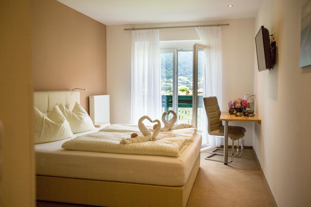 Gaestehaus Krappinger/Pizzeria Mamma Mia Ossiach Exteriér fotografie