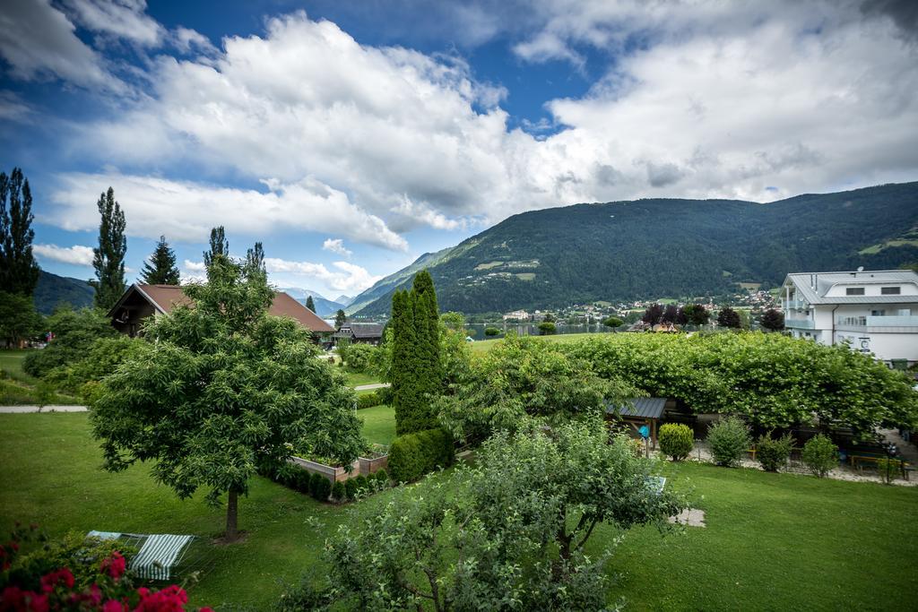 Gaestehaus Krappinger/Pizzeria Mamma Mia Ossiach Exteriér fotografie