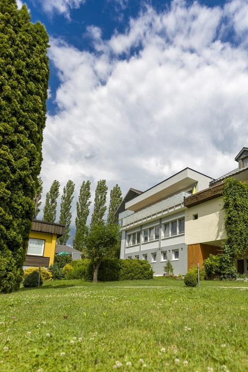 Gaestehaus Krappinger/Pizzeria Mamma Mia Ossiach Exteriér fotografie