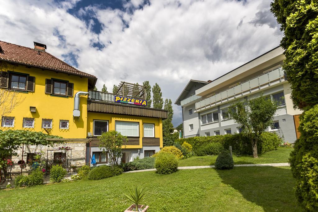 Gaestehaus Krappinger/Pizzeria Mamma Mia Ossiach Exteriér fotografie